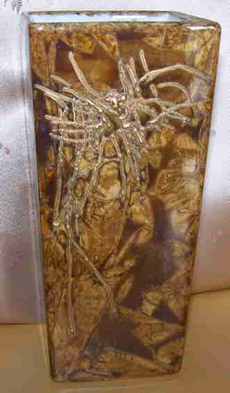Decoluc-peintre sur porcelaine-vase � fleur marron